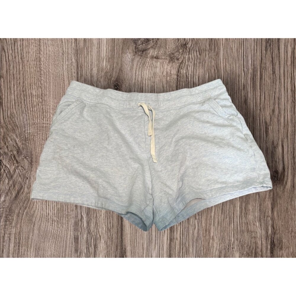 Women’s shorts XXL powderd blue pockets drawstring 32 degrees soft